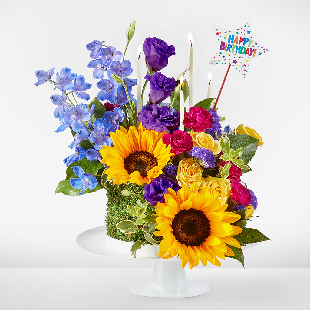 Star of the Day Floral Cake – A & A FLORIST, Chester SC