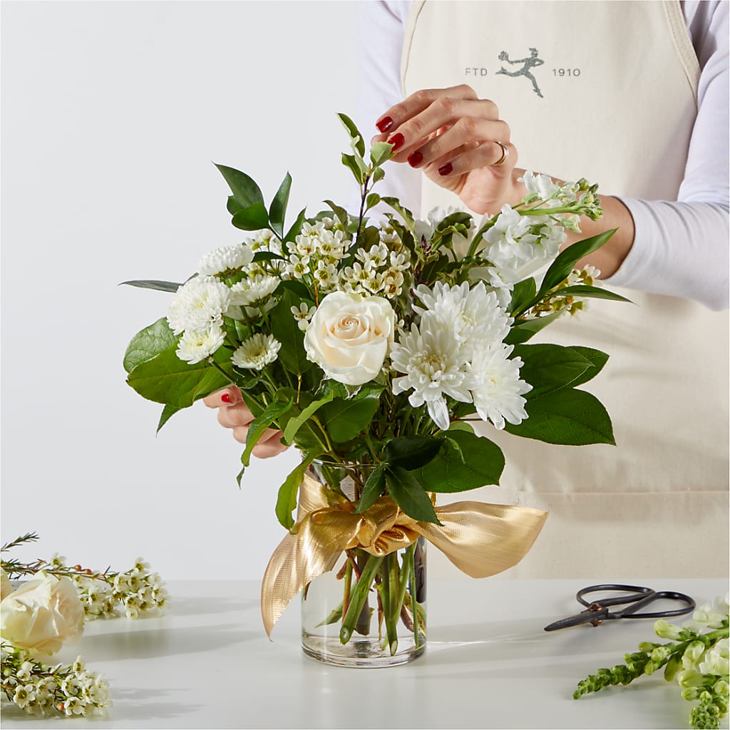 New Beginnings – A Florist Original – A & A FLORIST, Chester SC
