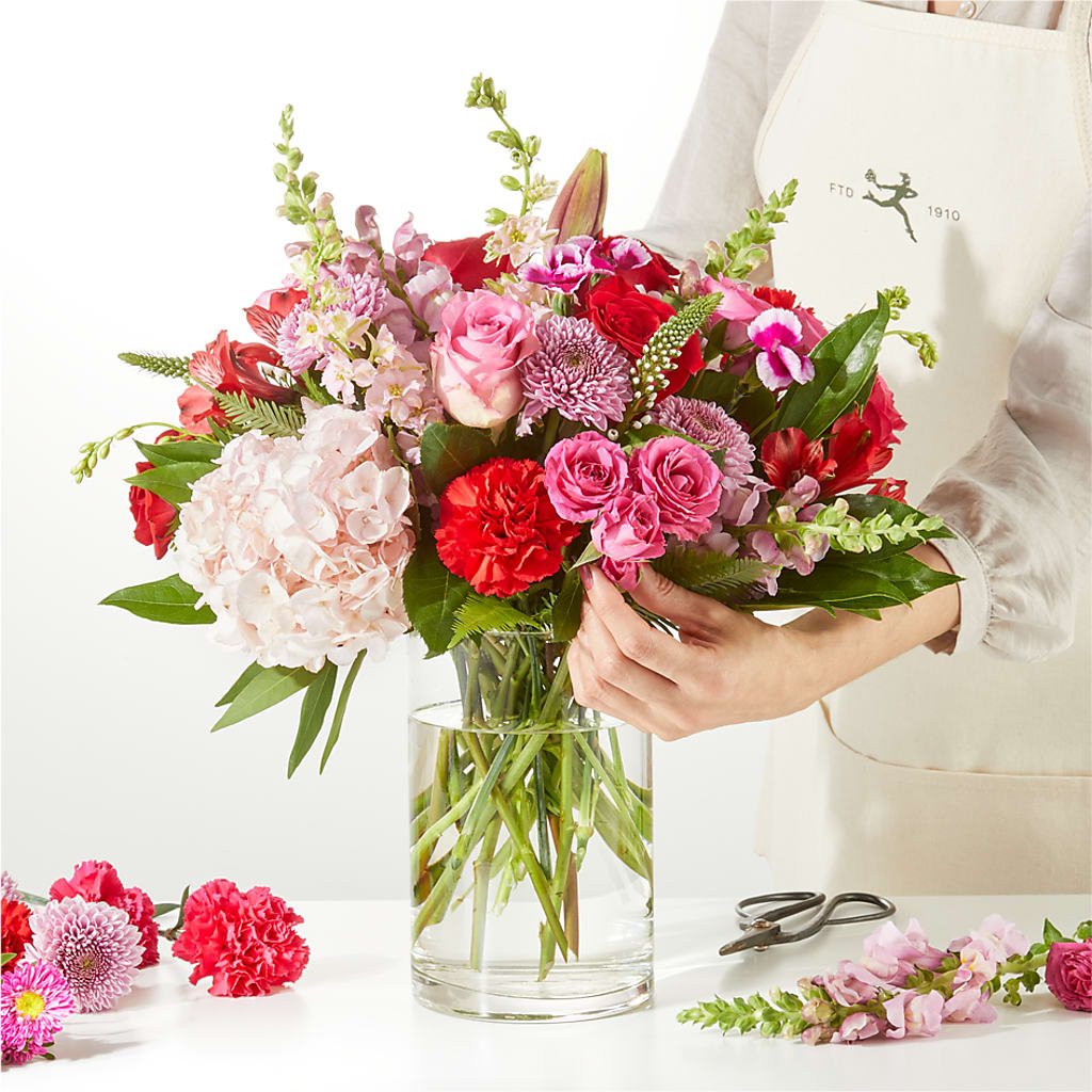 Swooning Over You - A Luxury Florist Original – A & A FLORIST, Chester SC