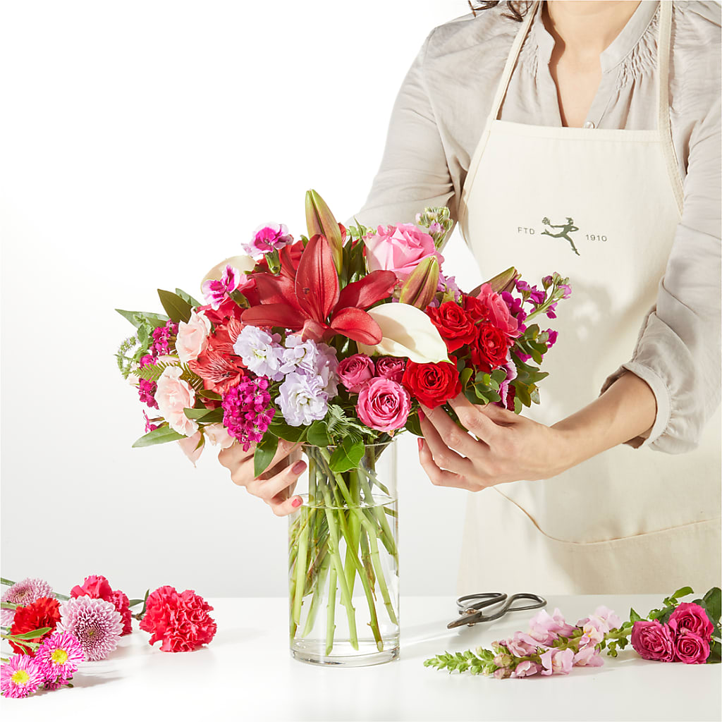 Swooning Over You - A Luxury Florist Original – A & A FLORIST, Chester SC