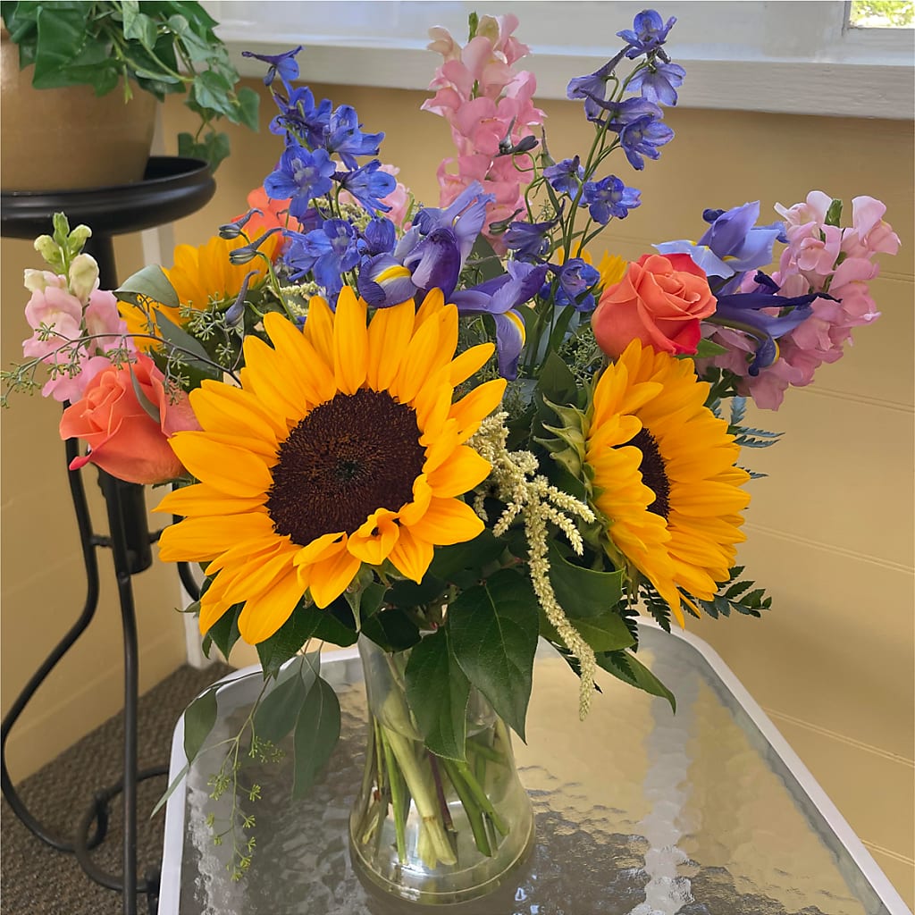 Rays of Life Bouquet – A & A FLORIST, Chester SC