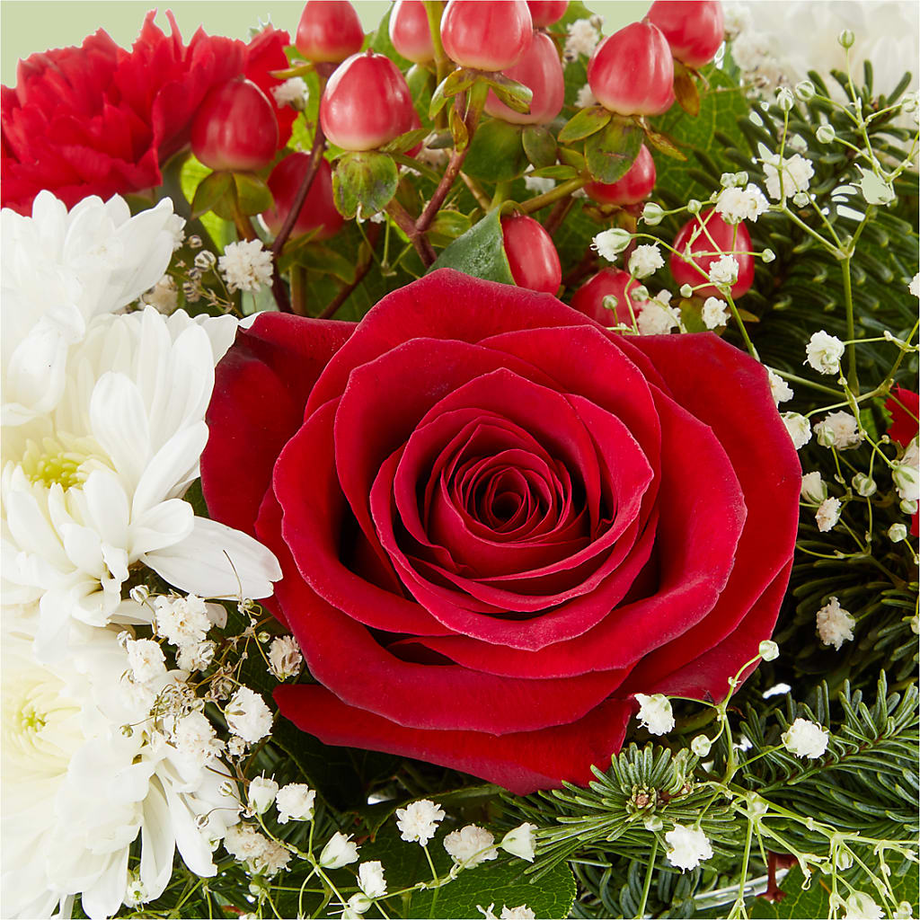 Chance of Flurries Bouquet – A & A FLORIST, Chester SC