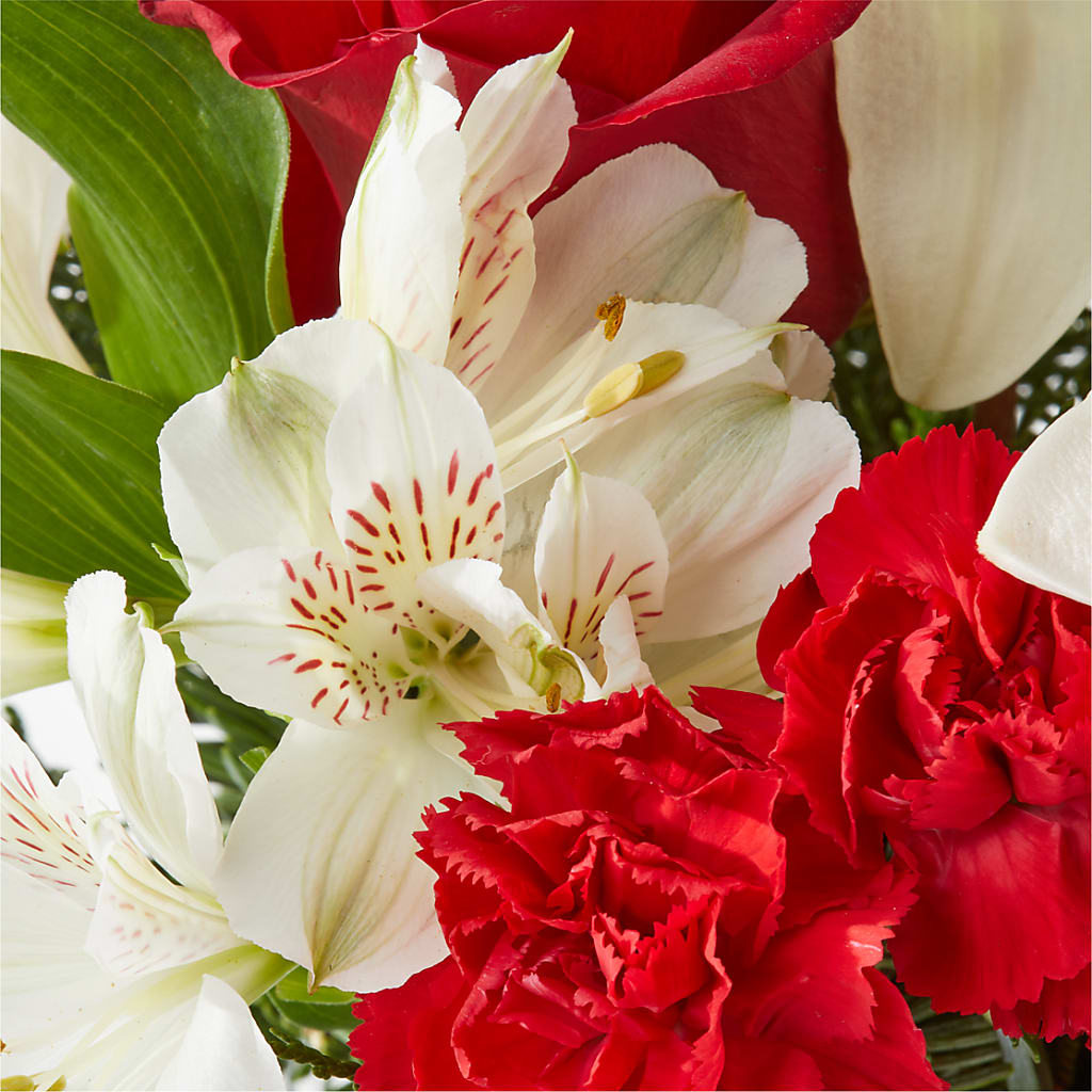 Holiday Season Bouquet – A & A FLORIST, Chester SC