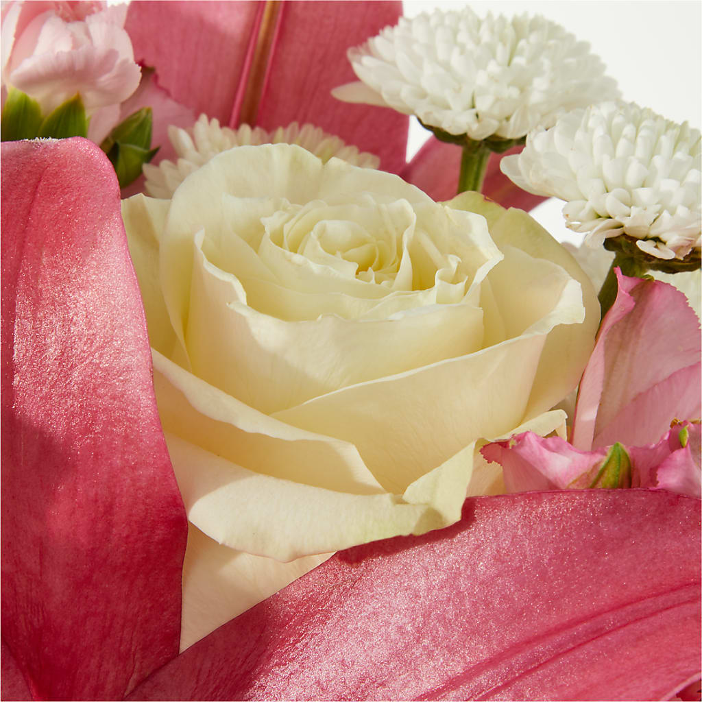 Piece of Cake Bouquet – A & A FLORIST, Chester SC